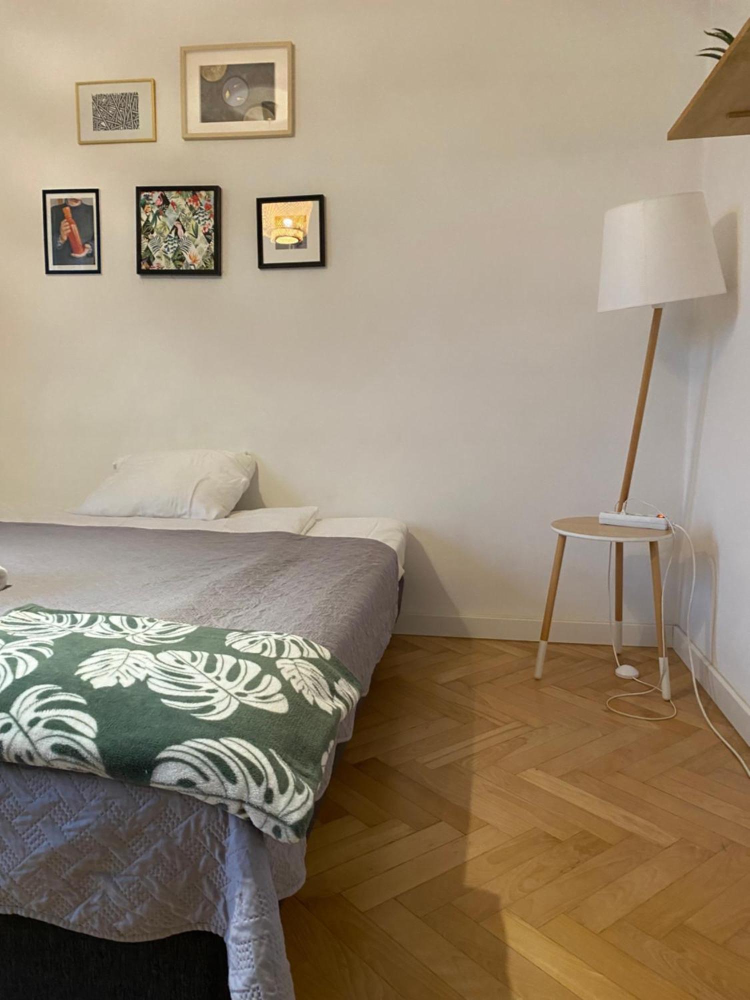 ורשה Slow Life Apartment Next To Metro Station מראה חיצוני תמונה