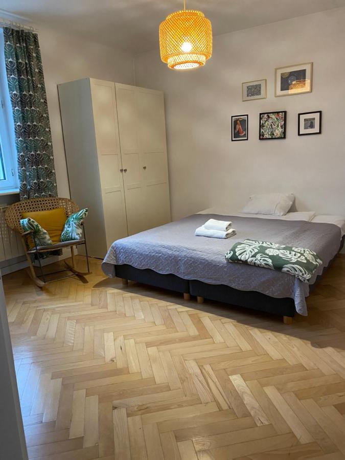 ורשה Slow Life Apartment Next To Metro Station מראה חיצוני תמונה